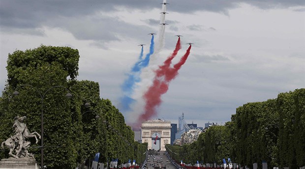 Fransa, tokalasmayi reddeden kadinin vatandasligini iptal etti