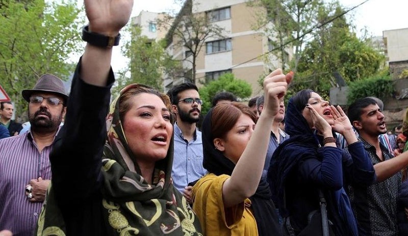 Li Îranê xelk ji ber aboriya xerab protestoyê dikin