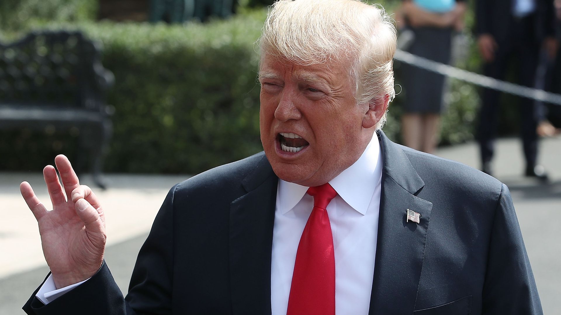 Trump: “Tirkiye xetayeke mezin dike!”