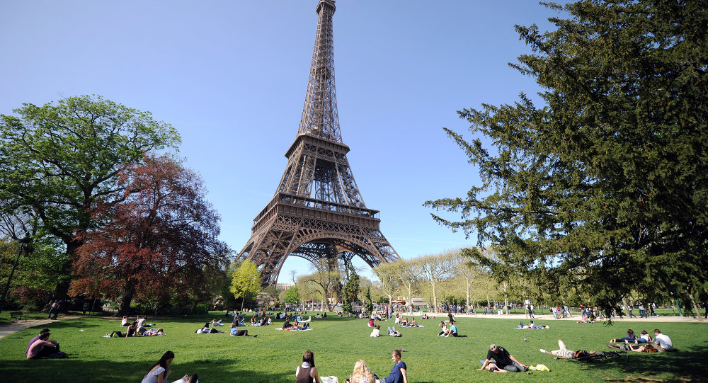 Di sala 2017an de 6,2 miliyon gistyar çûn burca Eiffel