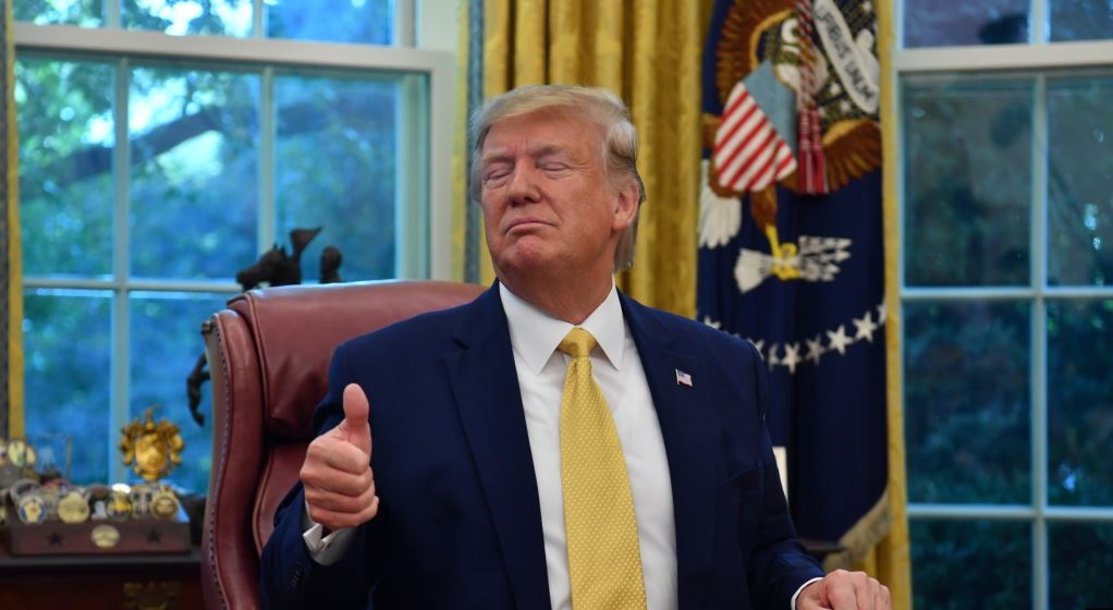 Trump: Pêsî me hist li bexçeyê dibistanê wekî du zarokan ser bikin, pasê jî me wan veqetand