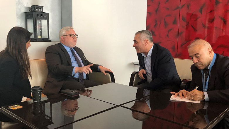 Sanda ENKSê li Cenevê bi Cîgirê Wezîrê Amerîka re civiya