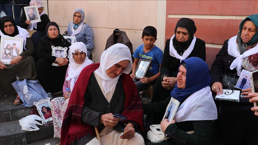 PKK: Lesker û polîsên dîlkirî bi rûnistina ber HDPê venagerin mala xwe