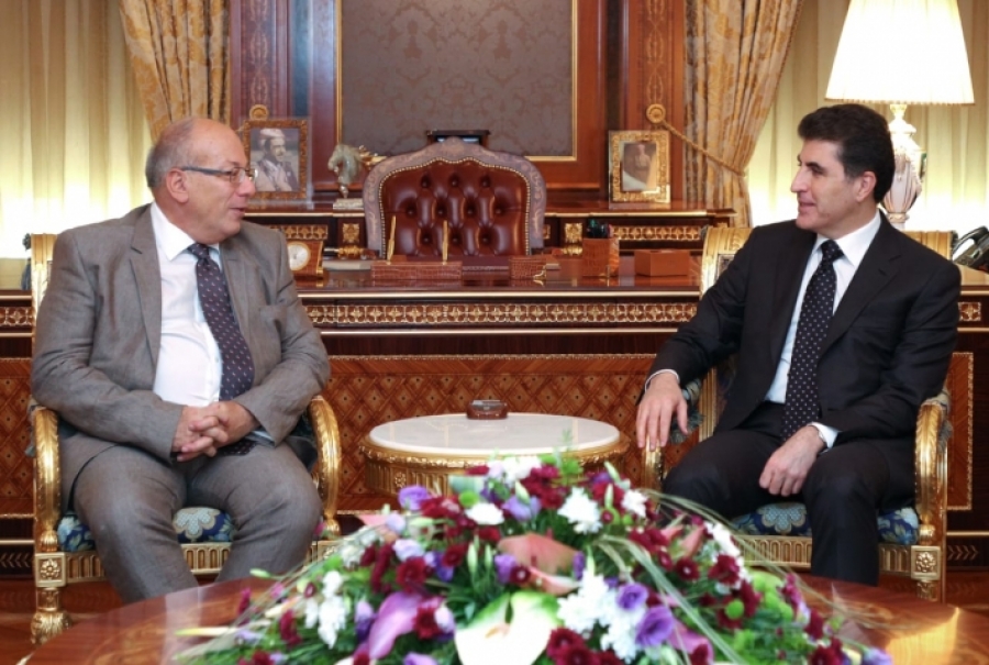 Nêçîrvan Barzanî: Herêma Kurdistanê amade ye karsazên Yûnan pêswazî bike