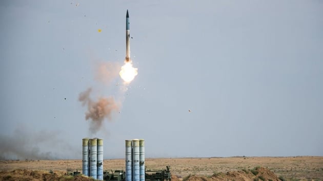 Sandeke Hesda Seibî ji bo S-300an bistîne çû Rûsyayê