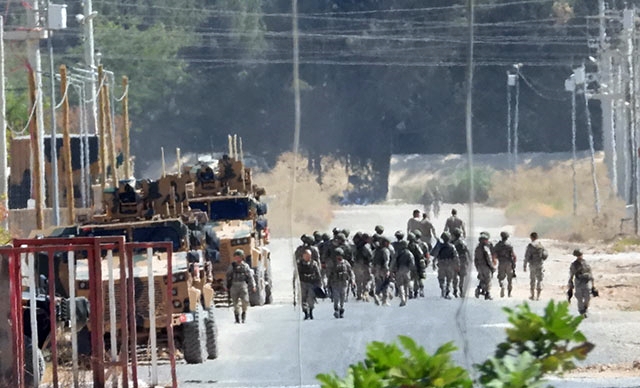 Li ser sînorê Rojava û Rihayê tevgera leskerî