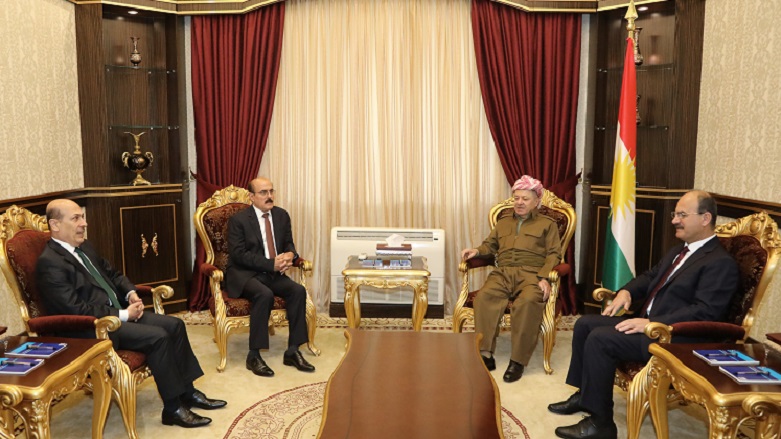 Serok Barzanî bi sanda Partîya Zehmetkêsên Kurdistanê re civiya