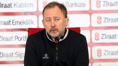 Besîktas ji bo rahêneriyê bi Sergen Yalçin re li hev kir