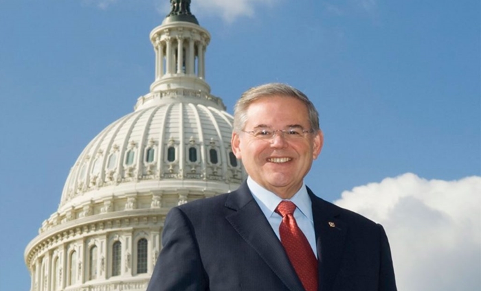 Tirkiyê Patriot xwest lê senator Menendez dibêje, Tirkiye li pey santajê ye