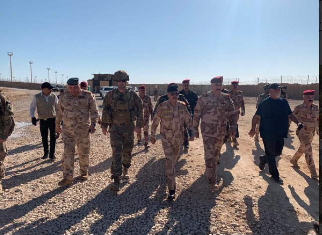 Artêsa Amerîkayê baregehekê leskerî radestî artêsa Iraqê kir