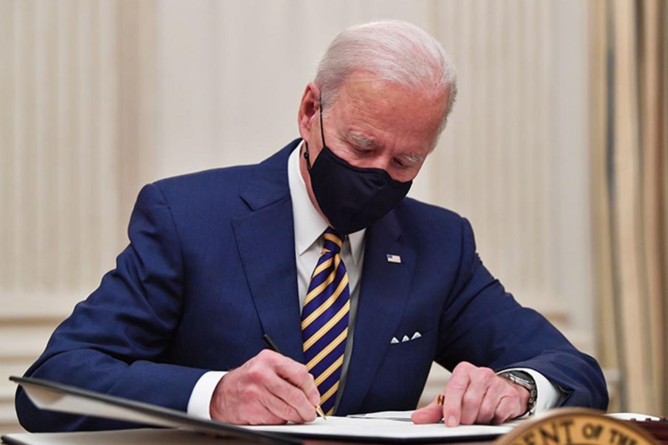 Biden 2 biryarnameyên aborî îmze kir