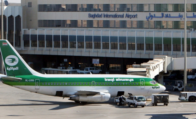 Bi roketan li balafirgeha Bexdayê xistin