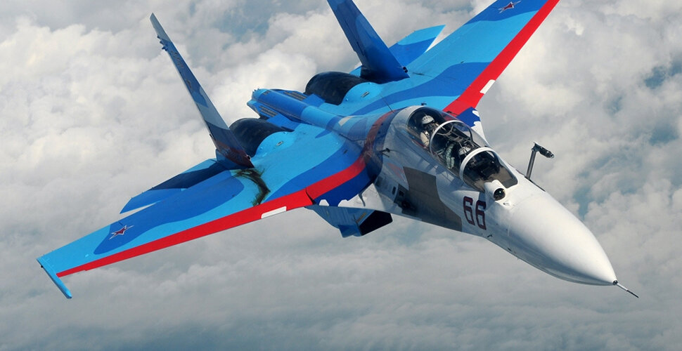 Balafira Rûsyayê li balafirekî xwe ya din xist