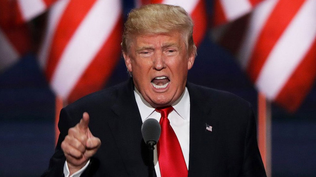 Trump pêvajoya hiqûqî ya li ser qeydên wî û bacên wî dest pê kiriye rexne kir