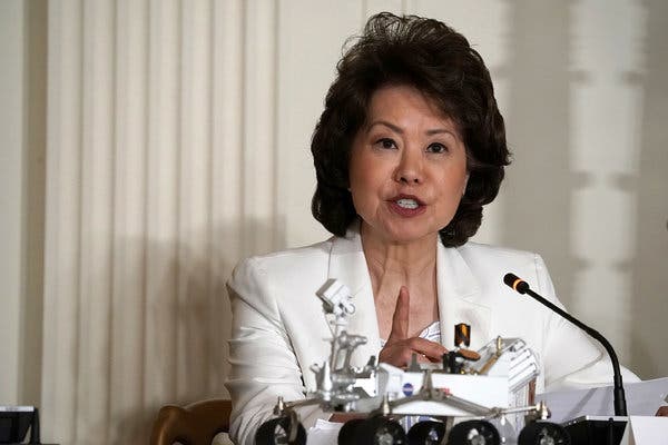 Wezîra gihandinê ya Amerîkayê Elaine Lan Chao îstîfa kir