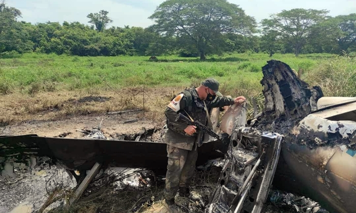 Hikûmeta Venezuela: Me balafireke Amerîkayê xist xwar