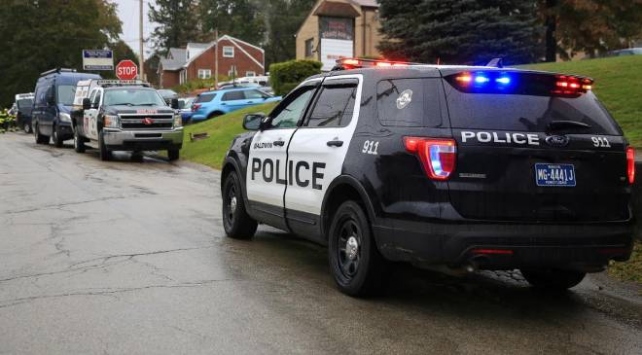 Amerîka | Di êrîsa ser Dêrê de 2 kes bi kêran hatin kustin