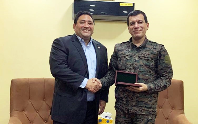 Mezlûm Ebdî bi cîgirê nûnerê nû yê Amerîka bo Sûriyê re civiya