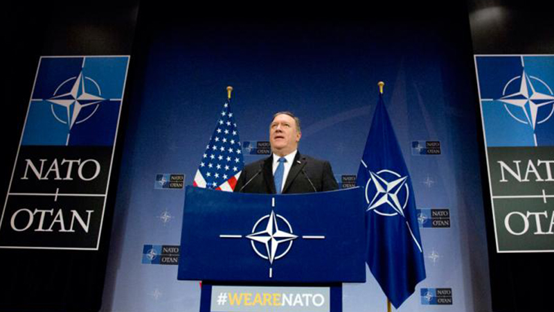 Di civîna NATO de Pompeo rexneyên tund li Tirkiyê girtin