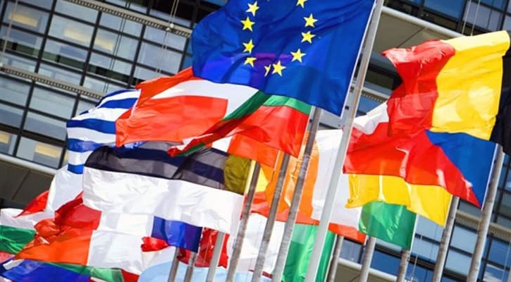 YE: Bo pêwendiyên me bi Rûsyayê re bas bibe..