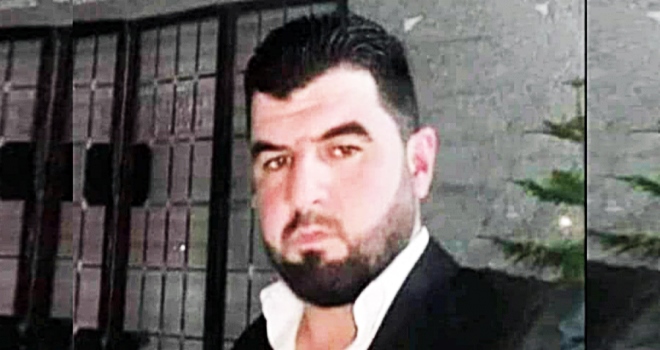 Penaberekî Kurdê Rojavayê Kurdistanê di deryayê de can da