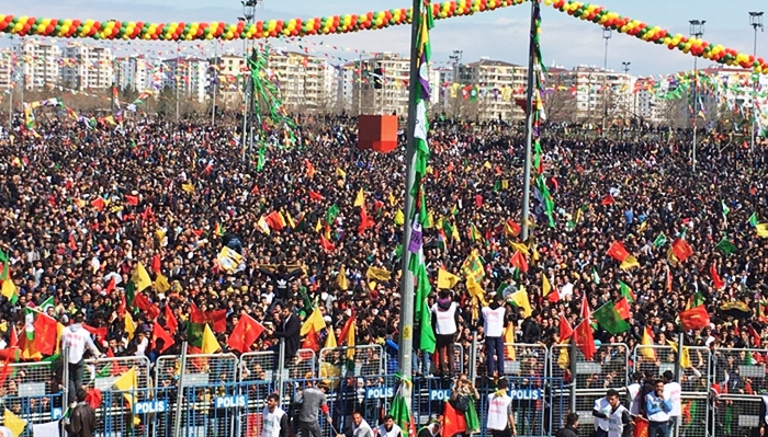 Parêzgariya Stenbolê destûra pîrozkirina Newrozê da!