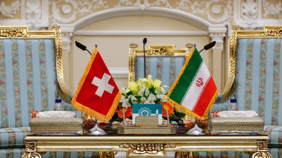 Li Tehranê jineke dîplomat a Swîsreyê ji avahiyeke bilind ket û mir!