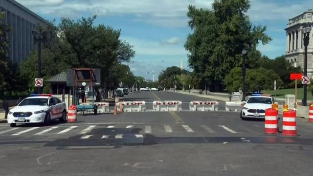 Pirtûkxane û dora wê ya Kongreya Amerîkayê vala kirin