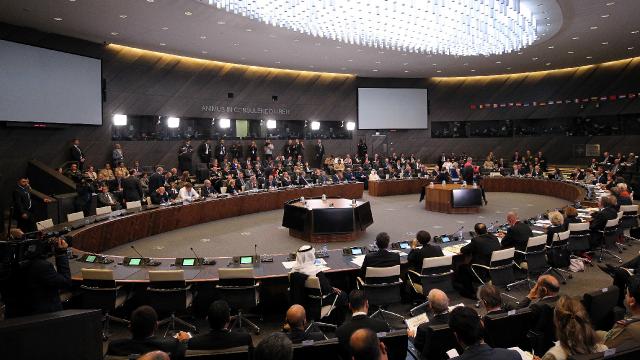 Di belavoka Koalîsyona li dijî ISID ê de: Tehdîd dewam dike  