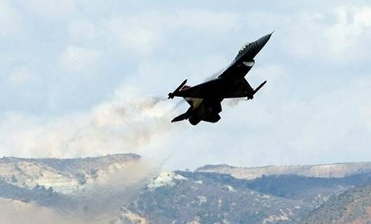 Ji ber bombebarana Tirkiyê elektrîka hejmarek gundên Qendîlê hat birîn