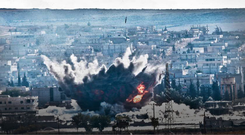 Amerîkayê baregehên hêzên ser bi Îranê ve bombebaran kir