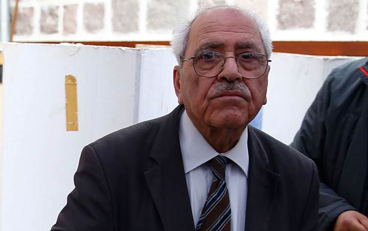 Helbestvan û wêjevan Sezaî Karakoç koça dawî kir