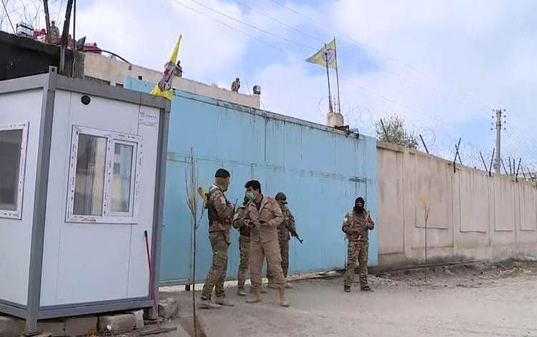 Brîtanyayê ji bo girtîgehên DAISiyan yên li Rojavayê Kurdistanê 20 milyon dolar terxan kir