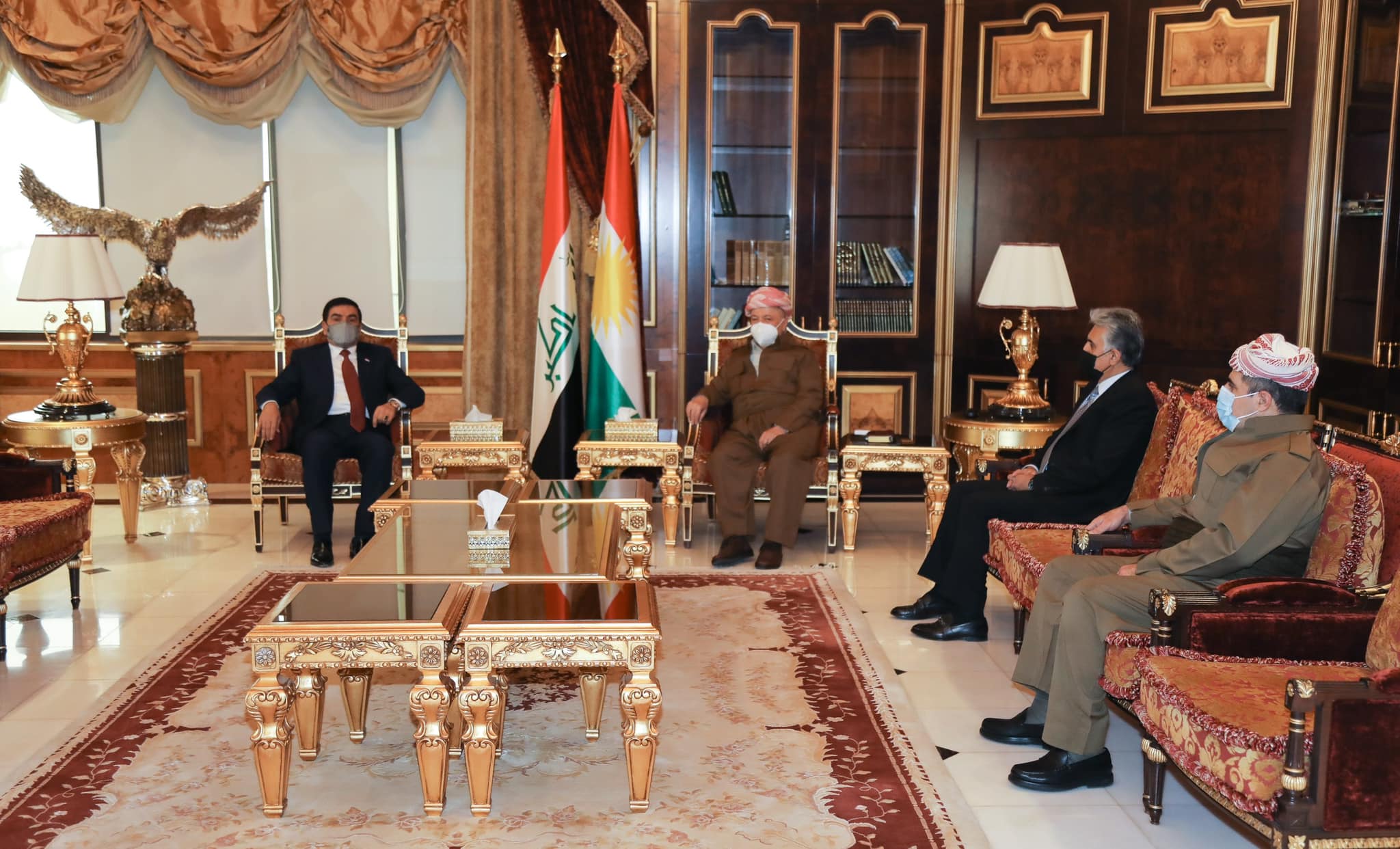 Wezîrê bergiriyê yê Iraqê bi serok Barzanî re civiya