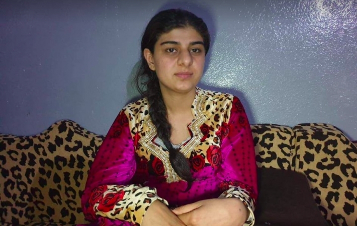 Keçeke din a Kurd a Êzdî ji nav kampa Holê hat rizgarkirin