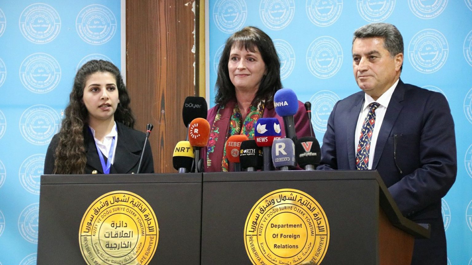 Komîsera Desteya Azadiya Olan serdana Rêveberiya Xweser kir