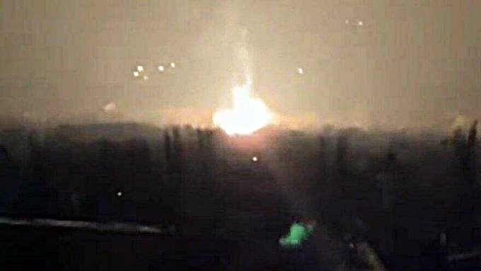 Aloziya li ser sînorê Ûkraynayê gihîst asta ser: Dengê teqînan kêm nabe!