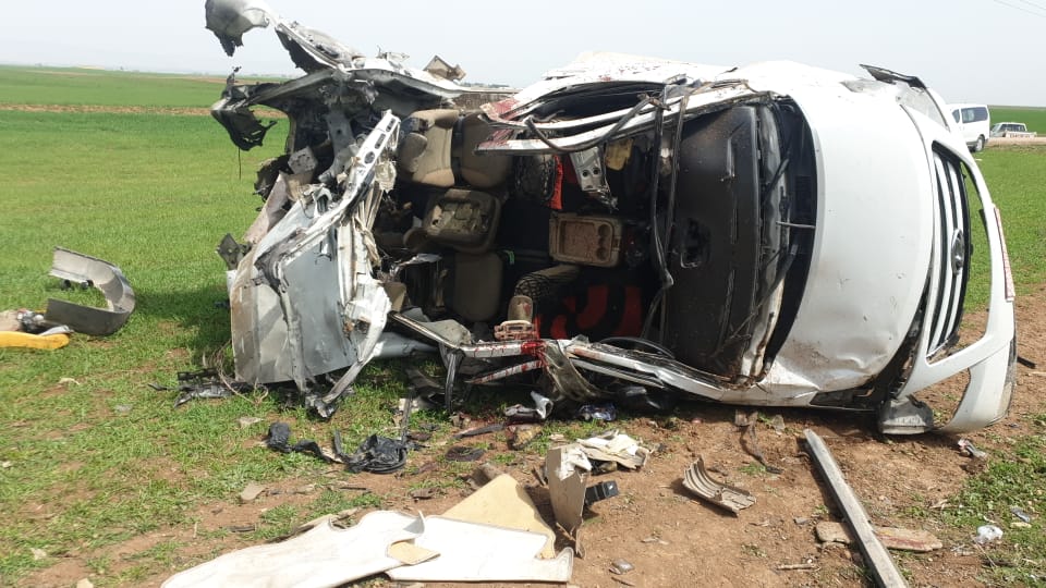 Rojava | Li ser rêya M4 otomobîlek sivîl hat teqandin