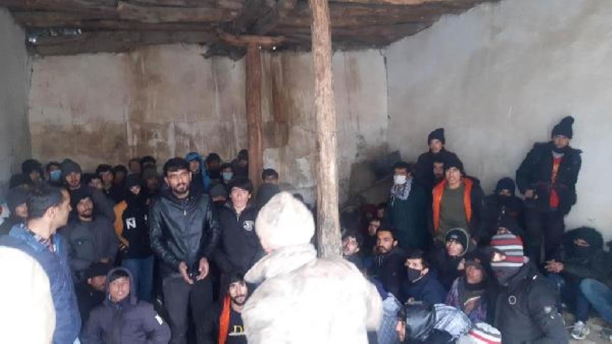 Di avahiya vala de 85 koçberên Afxanî hatin girtin