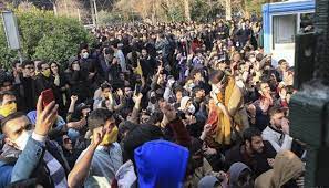 Di xwepêsandanên Îranê de kesekî mir