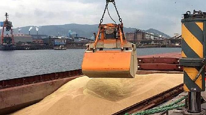 Rûsyayê ji bo hinardekirina zad û genimê Ukraynayê merc danî