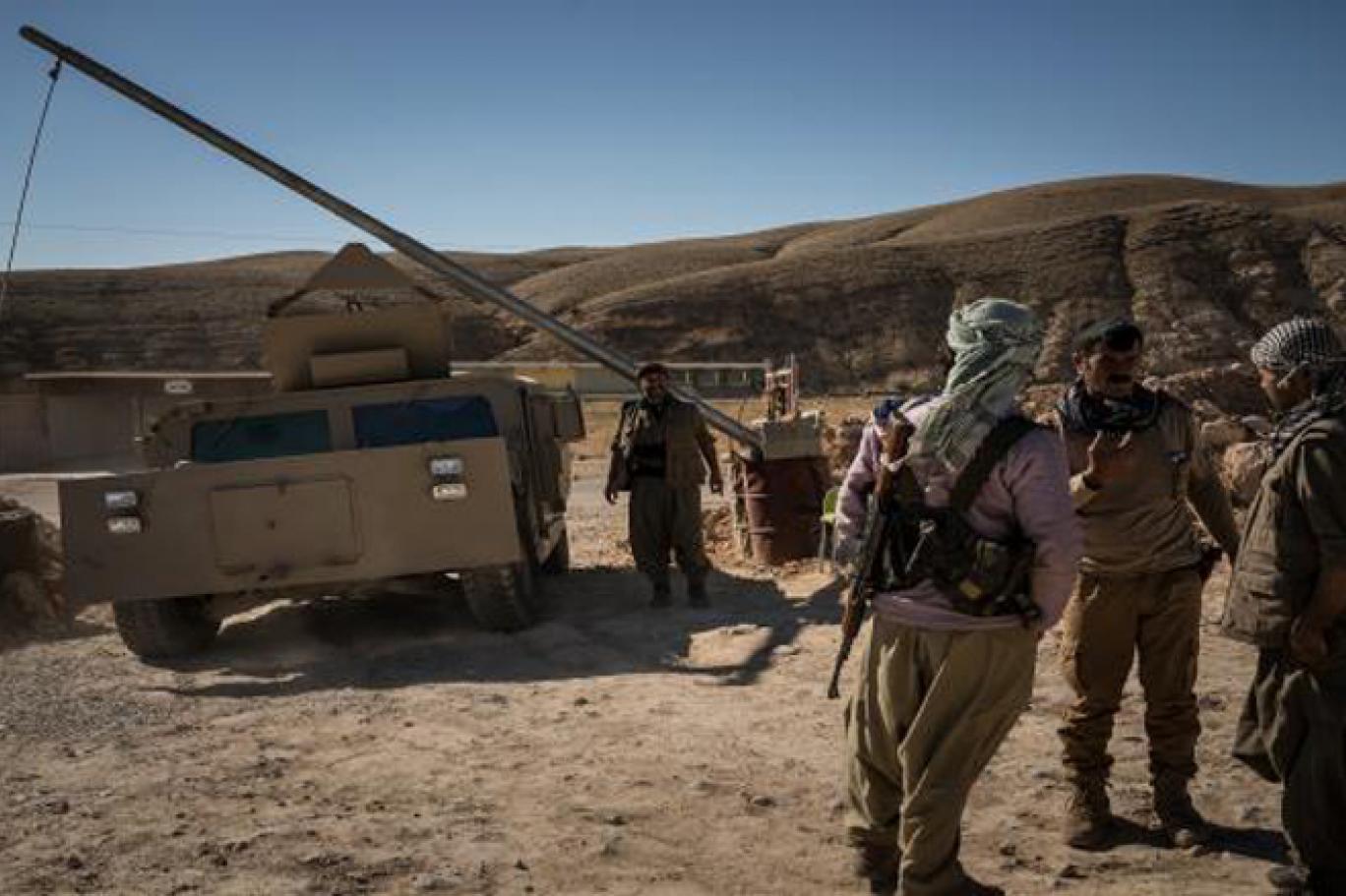 Pêsmergeyek ji aliyê çekdarên PKKê ve hat revandin