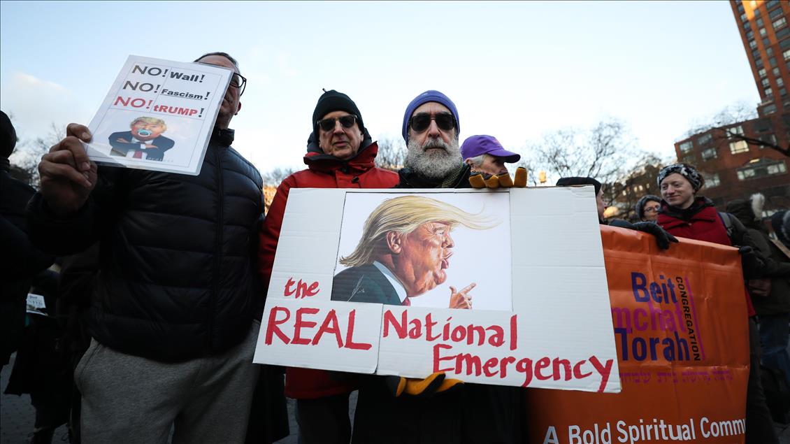 16 Eyaletan doz li Serokê Amerîkayê vekirin