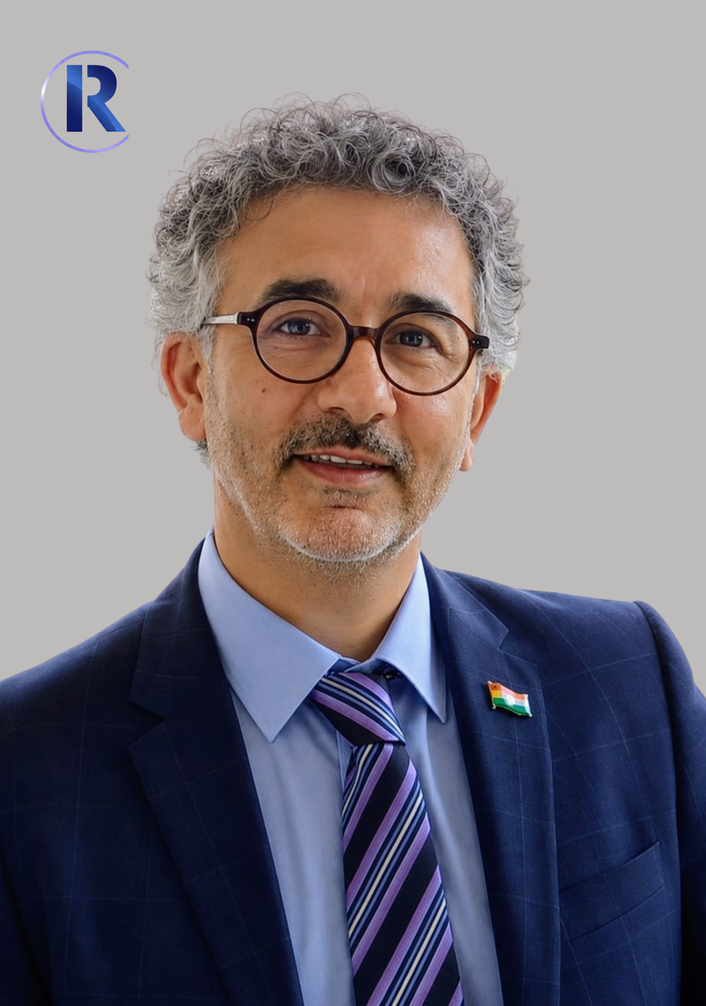  Azad Yaşar 