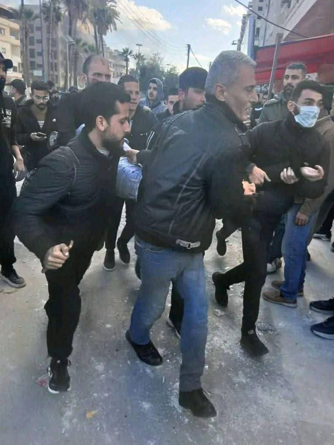 مقتل 3 وإصابة 55 في مظاهرات الساحل السوري