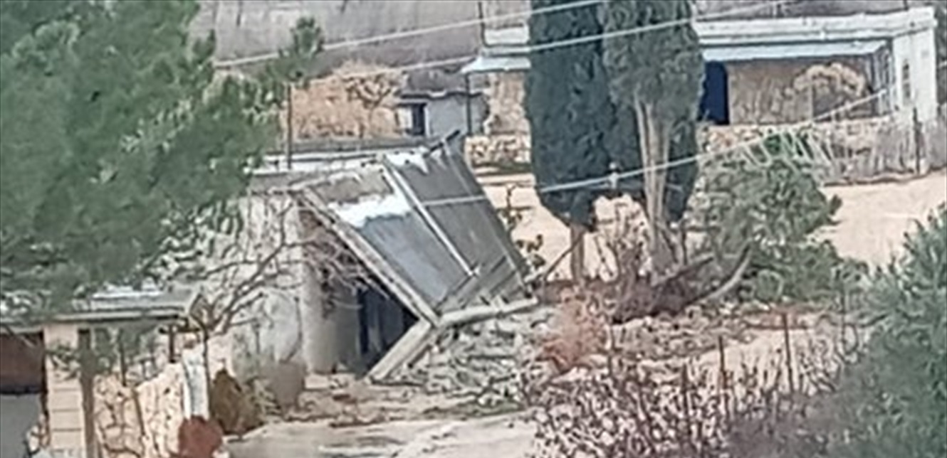  الأمن العام السوريّ يهدم منزلين للبنانيين في حوش السيد علي