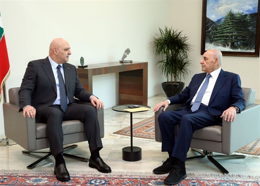 مفاوضات خلف الكواليس: مقايضة السلاح بالاستقرار؟