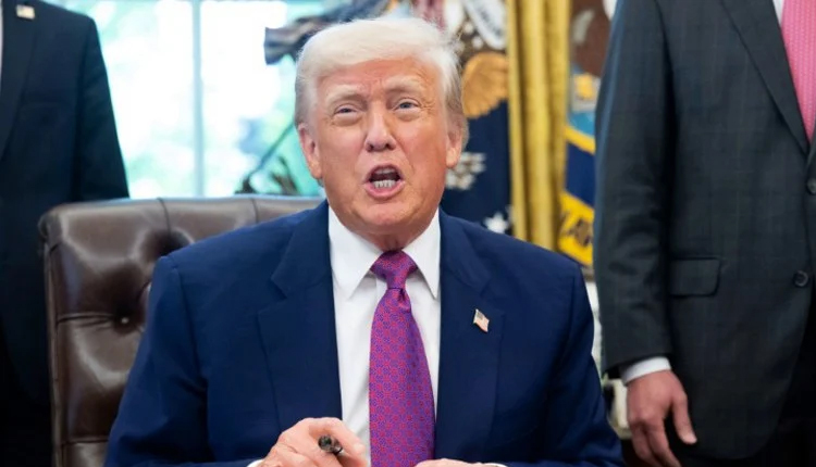 هل يفرض ترامب حصار بحري شامل على إيران؟