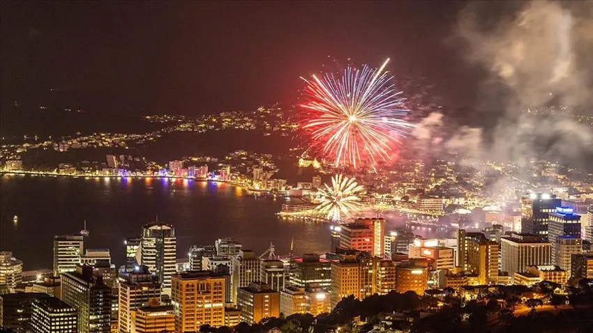 Dünya yeni yılı coşku karşıladı 