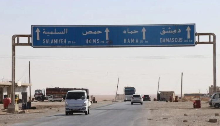 الحكومة السورية تغلق الطرق بين شرقي البلاد والمناطق الأخرى